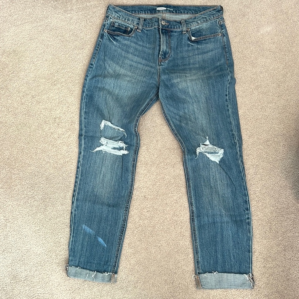 NWT distressed jean Old Navy boyfriend